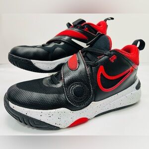 2Y Nike Kids Black and Red Velcro Strap Sneakers